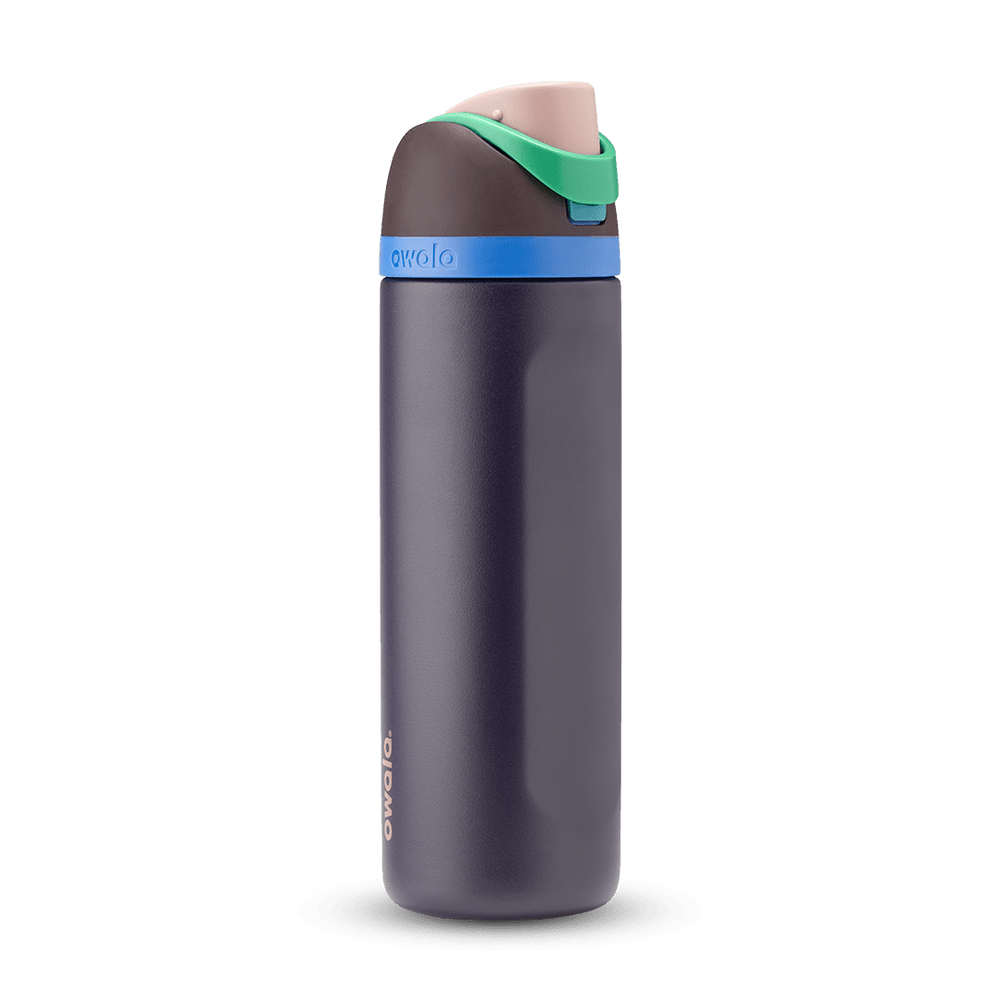 FreeSip 24oz in Night Safari, dark navy body with bright blue accent band, green carry loop, and brown flip cap